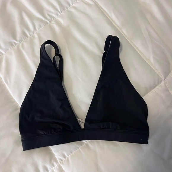 lululemon bralette - Picture 2 of 3